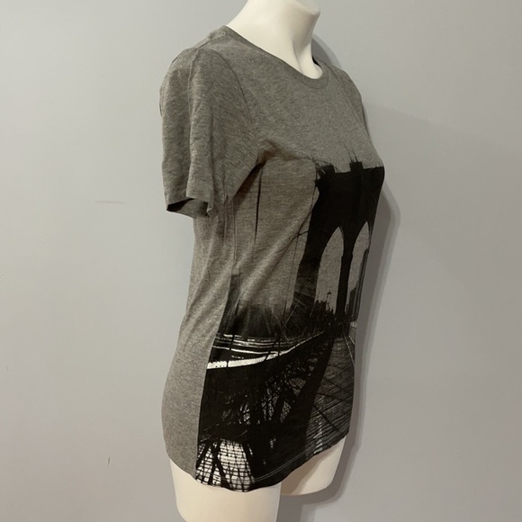Brooklyn Bridge Graphic Tee, Size XS - Picture 4 of 8
